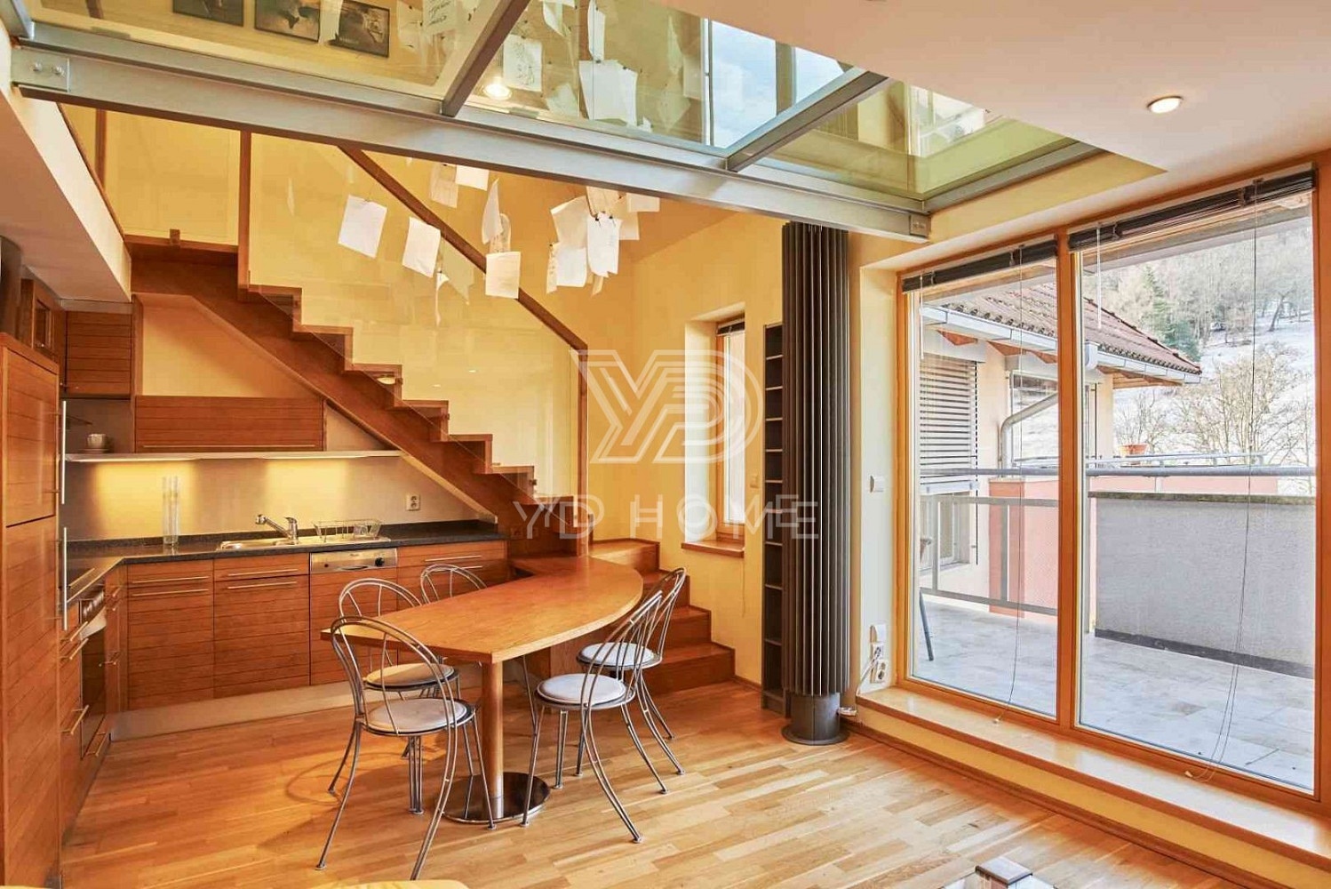 Pronájem bytu 3+kk 85 m²