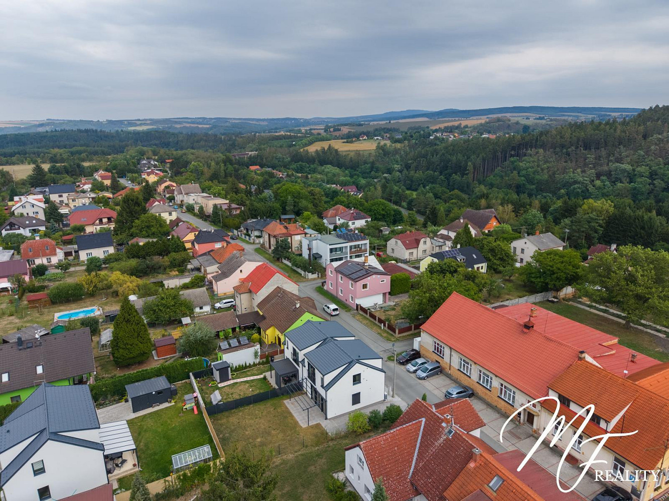 Prodej domu 106 m² s pozemkem 278 m² – fotografie 2