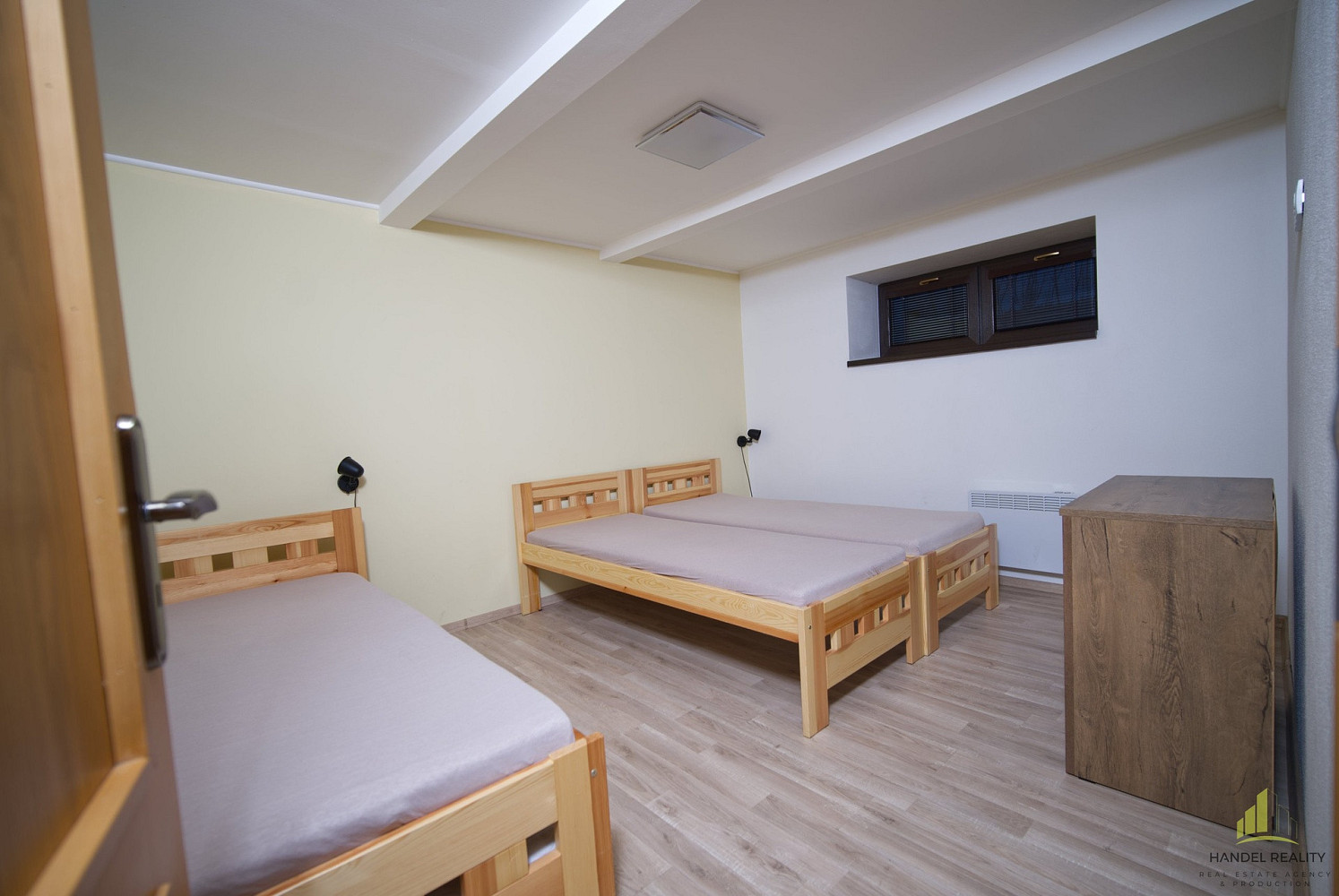 Prodej nájemního domu, činžáku 281 m² – fotografie 3