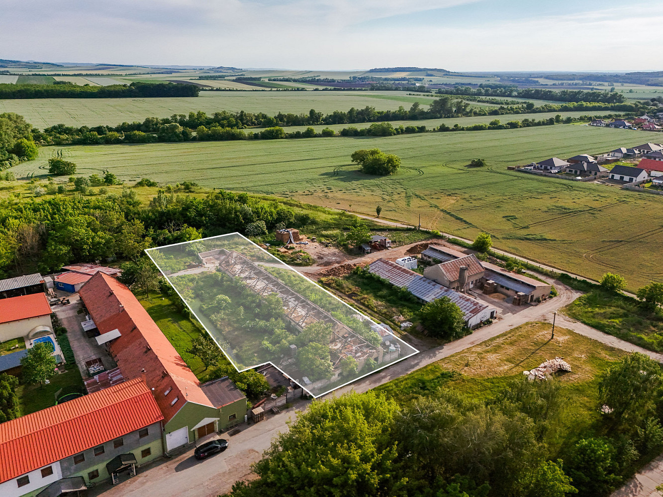 Prodej komerčního pozemku 3 250 m²