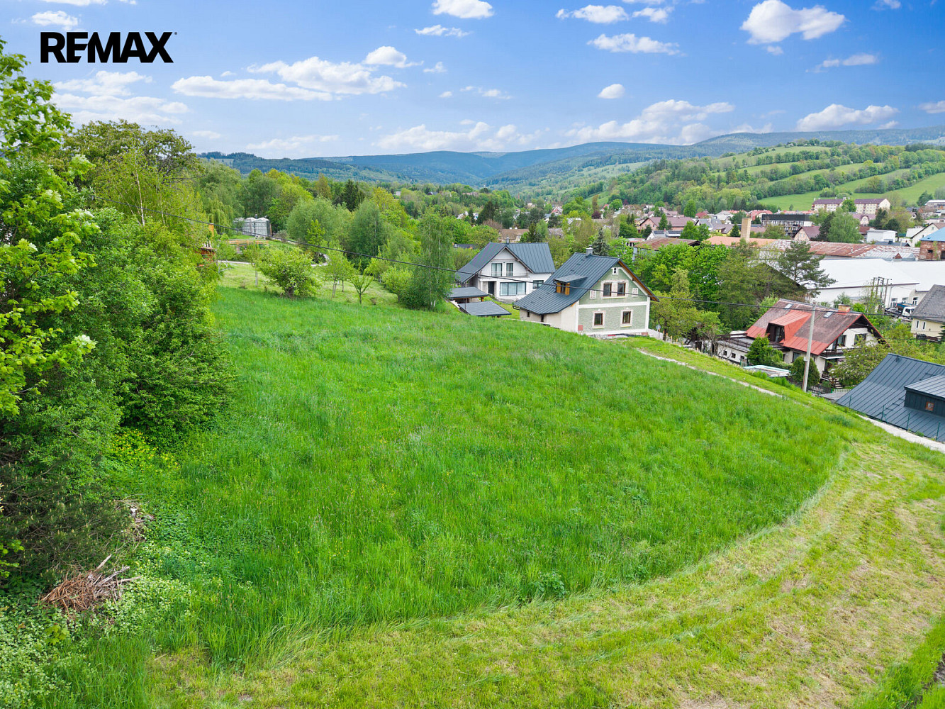 Prodej stavebního pozemku 788 m² – fotografie 3