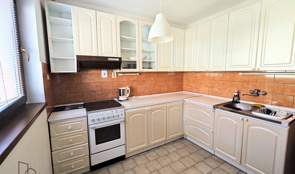 Pronájem domu 200 m² s pozemkem 182 m², Hostivice – náhled fotky 5