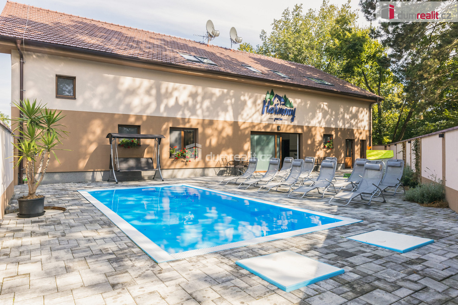 Prodej ubytovacího objektu 300 m²