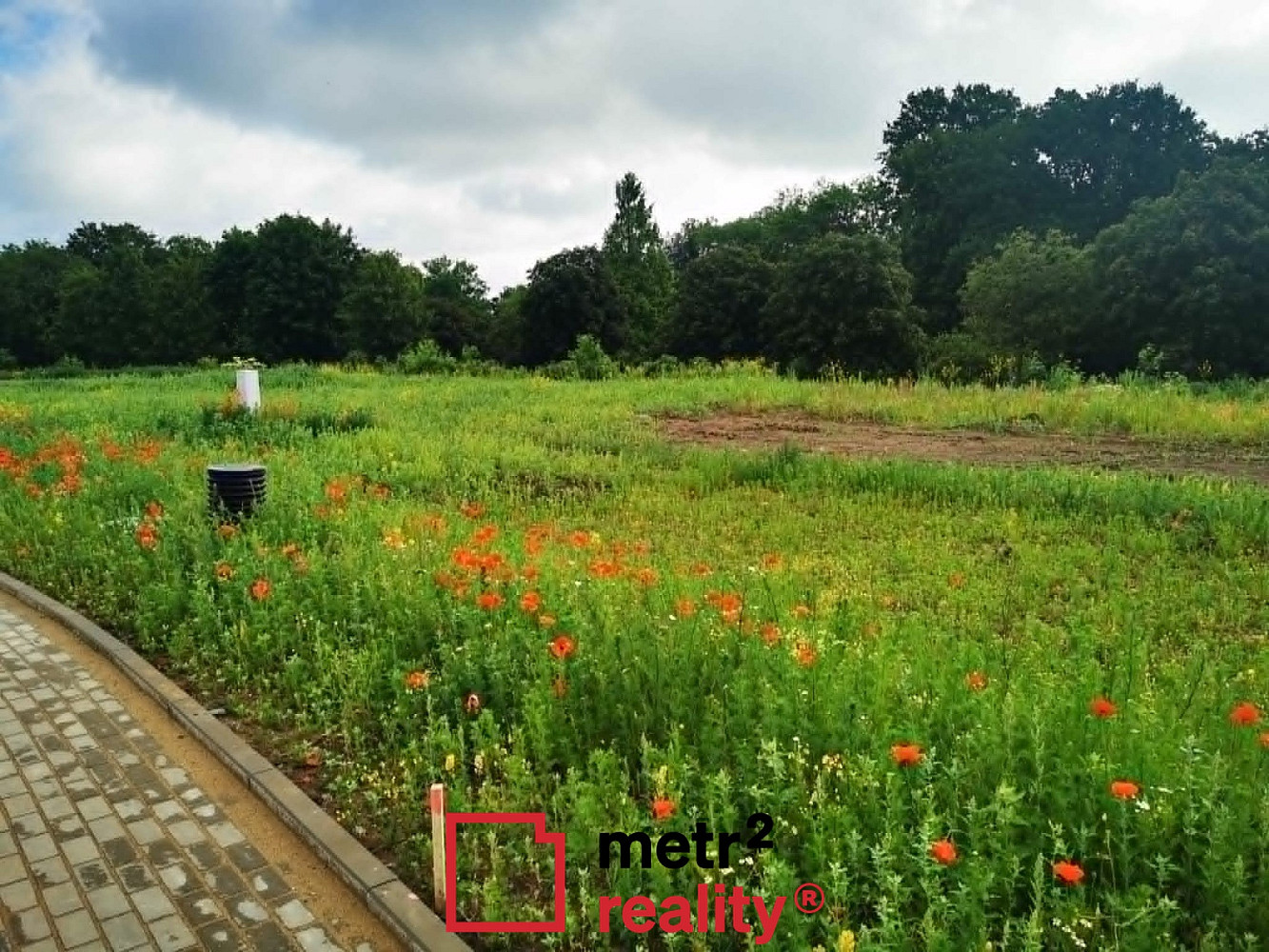 Prodej stavebního pozemku 772 m² – fotografie 2