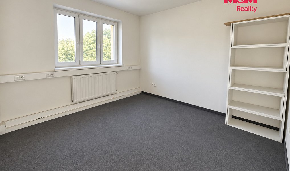 Pronájem kanceláře 10 m², Jablunkov – náhled fotky 3