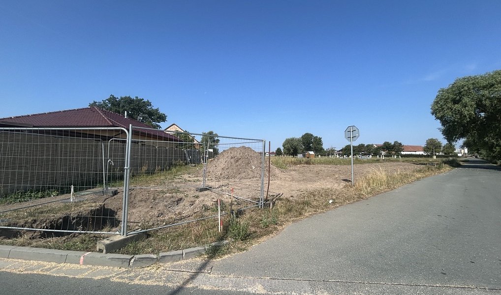 Prodej stavebního pozemku 636 m², Staré Hradiště – náhled fotky 4