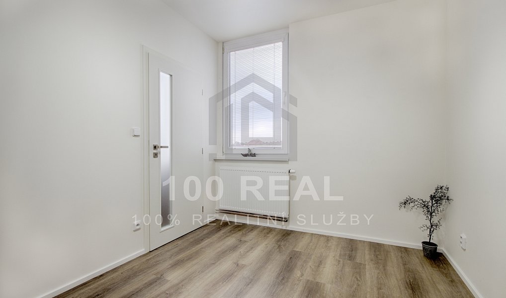 Pronájem bytu 2+kk 45 m², Hradec Králové – náhled fotky 9