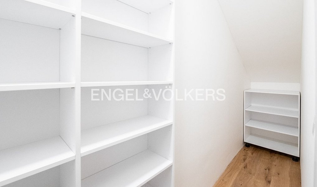 Pronájem domu 141 m² s pozemkem 301 m², Praha – náhled fotky 14