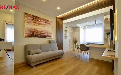 Prodej bytu 3+kk 57 m², Montesilvano, Provincie Pescara, Itálie