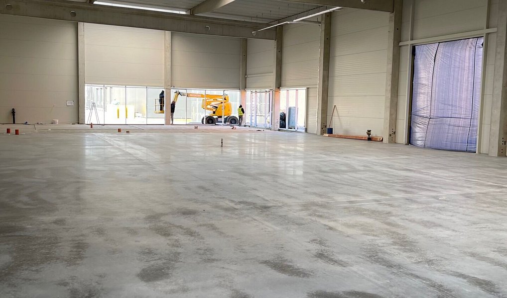 Pronájem skladovacích prostor 1 200 m², Brandýs nad Labem-Stará Boleslav – náhled fotky 2