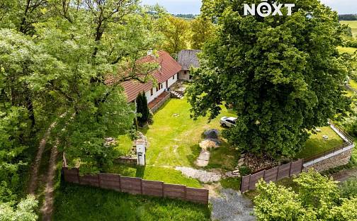 Prodej domu 200 m² s pozemkem 1 945 m², Bohdaneč - Kotoučov, okres Kutná Hora