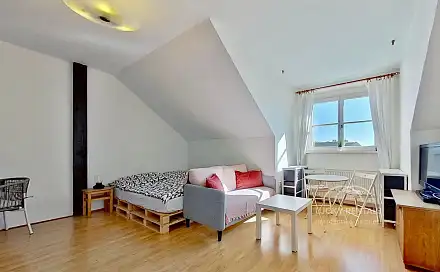Pronájem bytu 1+kk 33 m²