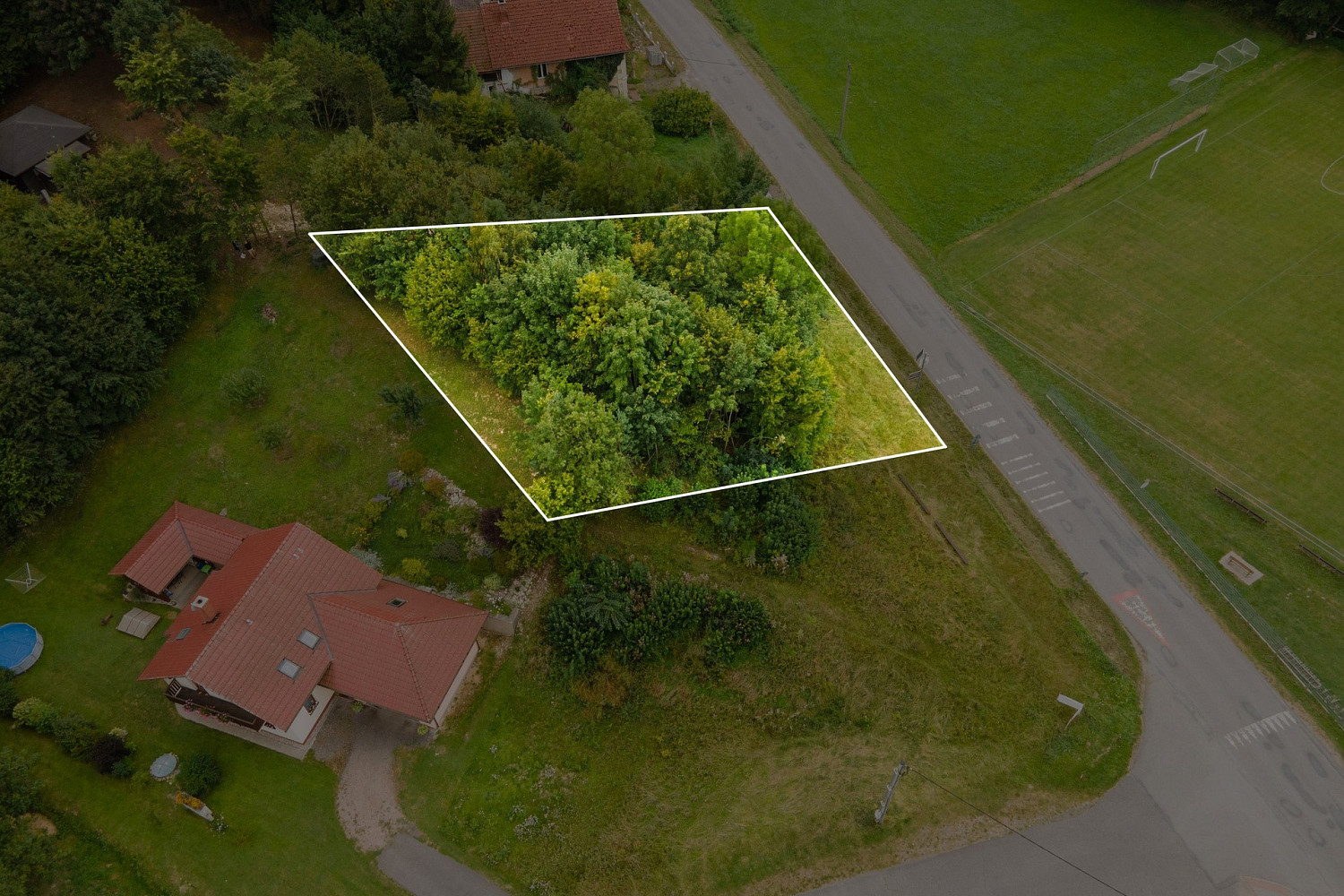Prodej stavebního pozemku 1 095 m² — photo 2