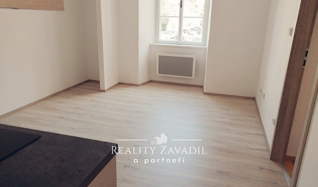 Prodej nájemního domu, činžáku 450 m², Pardubice – náhled fotky 5