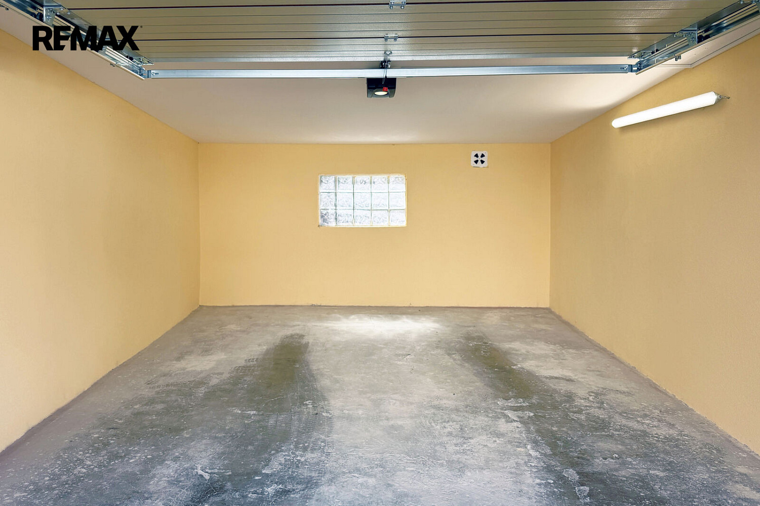 Prodej garáže 23 m2, ul. Jiráskova, Nejdek – fotografie 2