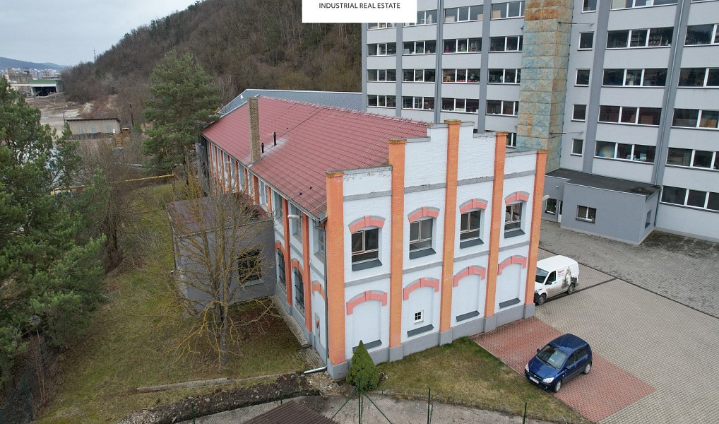 Prodej skladovacích prostor 1 088 m², Králův Dvůr – náhled fotky 4