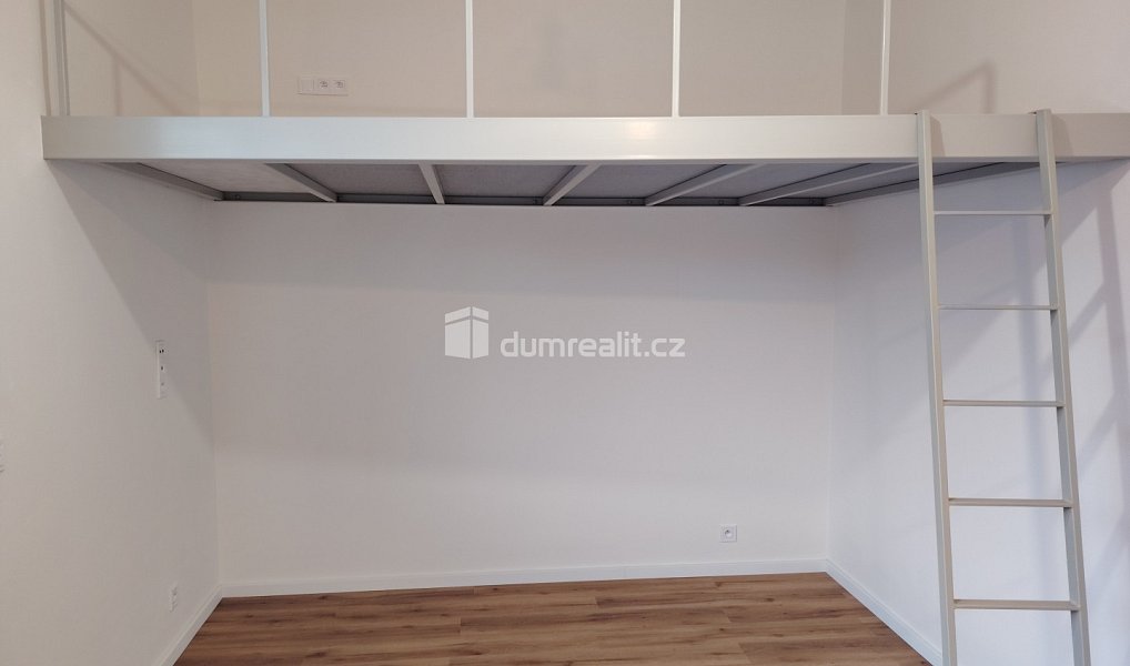 Pronájem bytu 1+kk 21 m², Děčín – náhled fotky 3