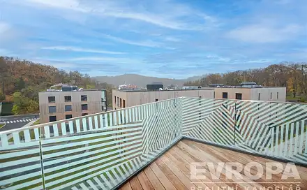 Pronájem bytu 2+kk 57 m², Podbělohorská, Praha 5 - Smíchov, okres Praha