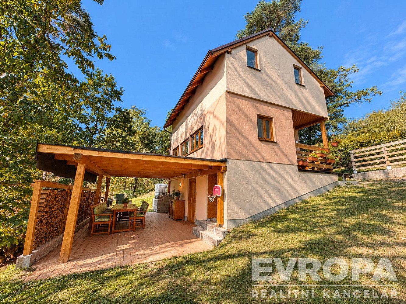 Prodej domu 76 m² s pozemkem 189 m²