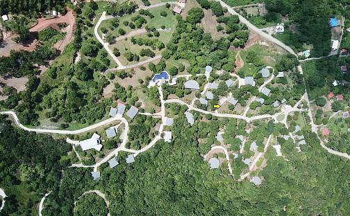 Prodej stavebního pozemku 600 m², Coxen Hole, Roatán, Honduras