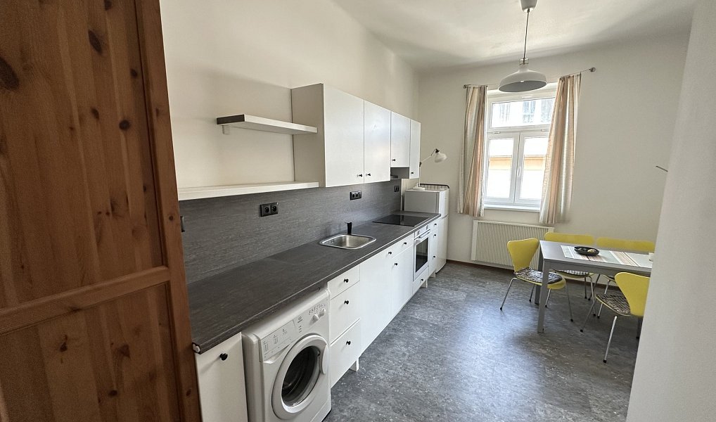 Pronájem bytu 2+kk 40 m², Liberec – náhled fotky 3