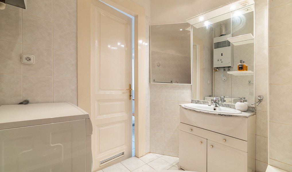 Prodej bytu 2+1 80 m², Praha – náhled fotky 10