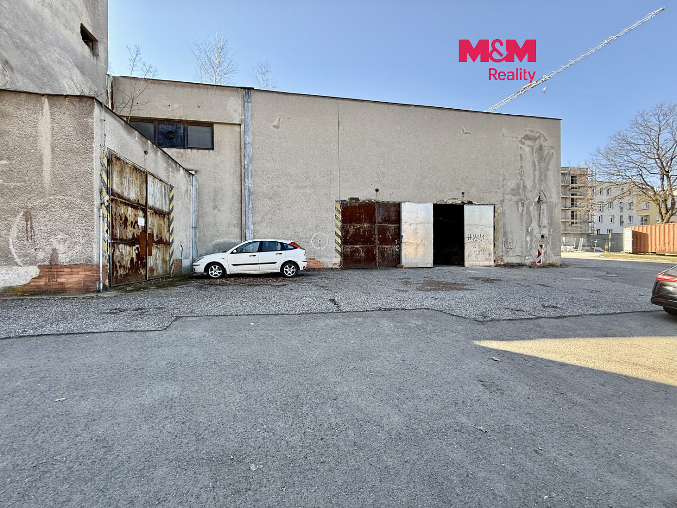Prodej skladovacích prostor 735 m²