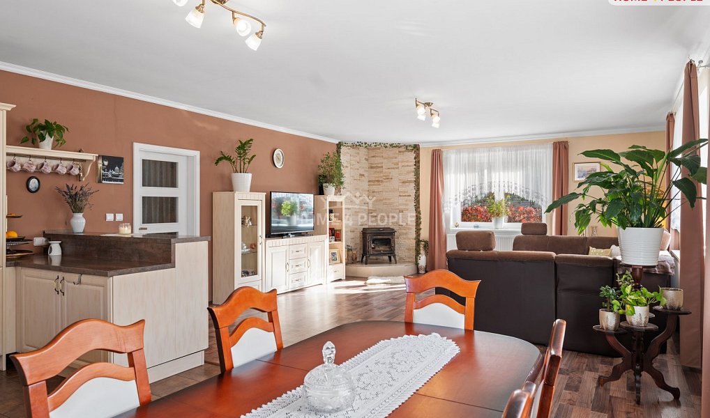 Prodej domu 172 m² s pozemkem 867 m², Břežany II – náhled fotky 11