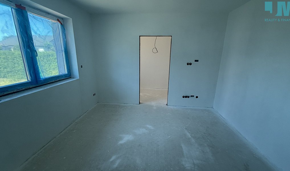 Prodej domu 228 m² s pozemkem 899 m², Hrotovice – náhled fotky 24