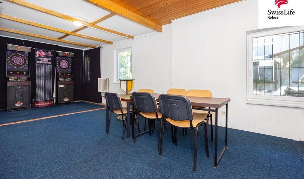 Prodej komerčního objektu (jiného typu) 253 m², Holice – náhled fotky 5
