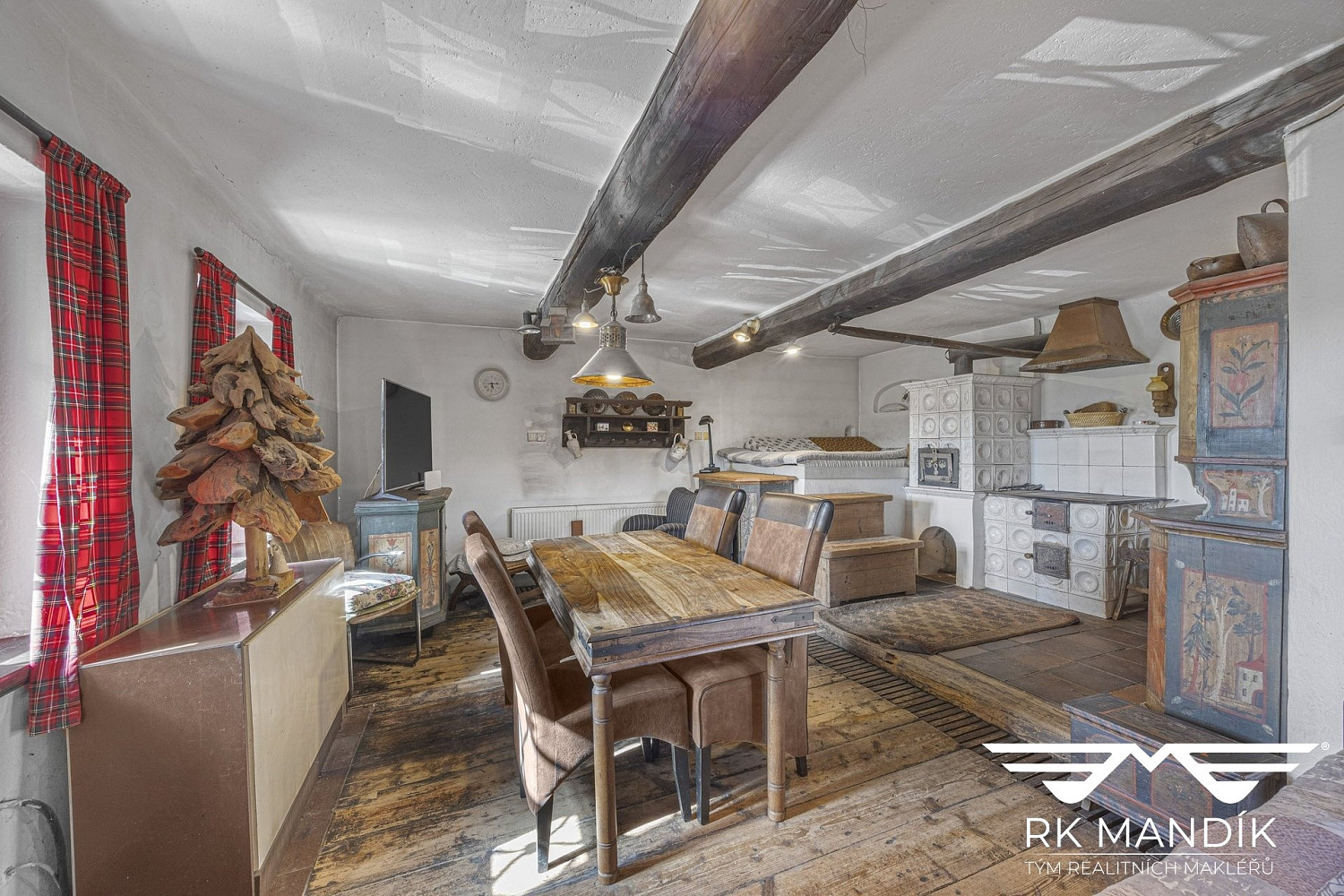 Prodej domu 270 m² s pozemkem 3 755 m² — photo 2