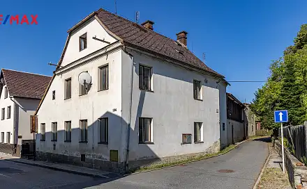 Prodej domu 500 m² s pozemkem 487 m², Československé armády, Cvikov - Cvikov I, okres Česká Lípa