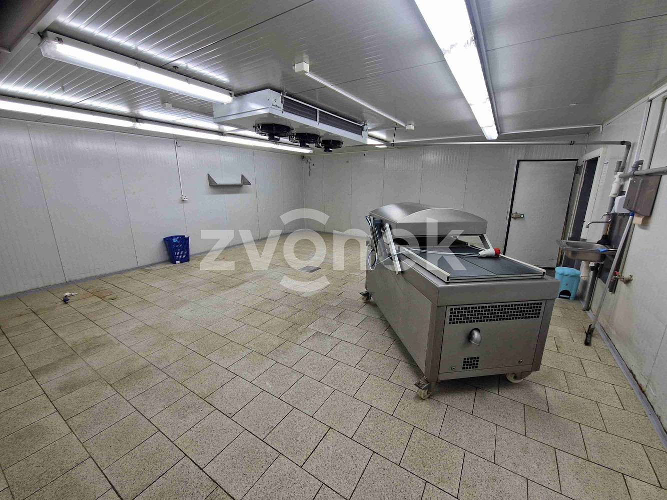 Pronájem výrobních prostor 780 m² – fotografie 5