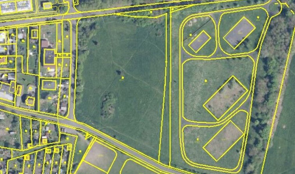 Pronájem louky 16 243 m², Krupka – náhled fotky 2