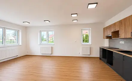 Pronájem bytu 2+kk 74 m², Hlavní, Úherce, okres Plzeň-sever
