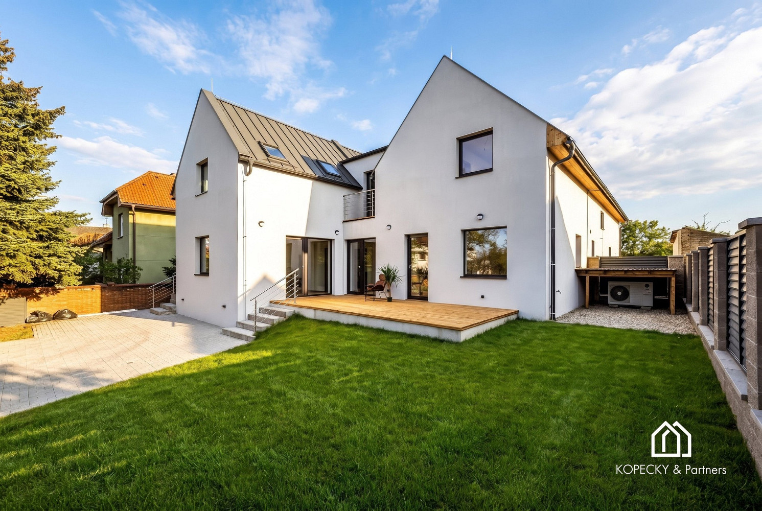 Prodej domu 139 m² s pozemkem 237 m²