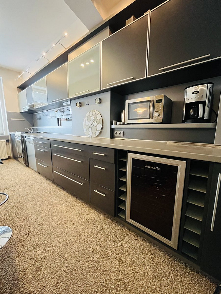 Pronájem bytu 3+1 86 m² – fotografie 2
