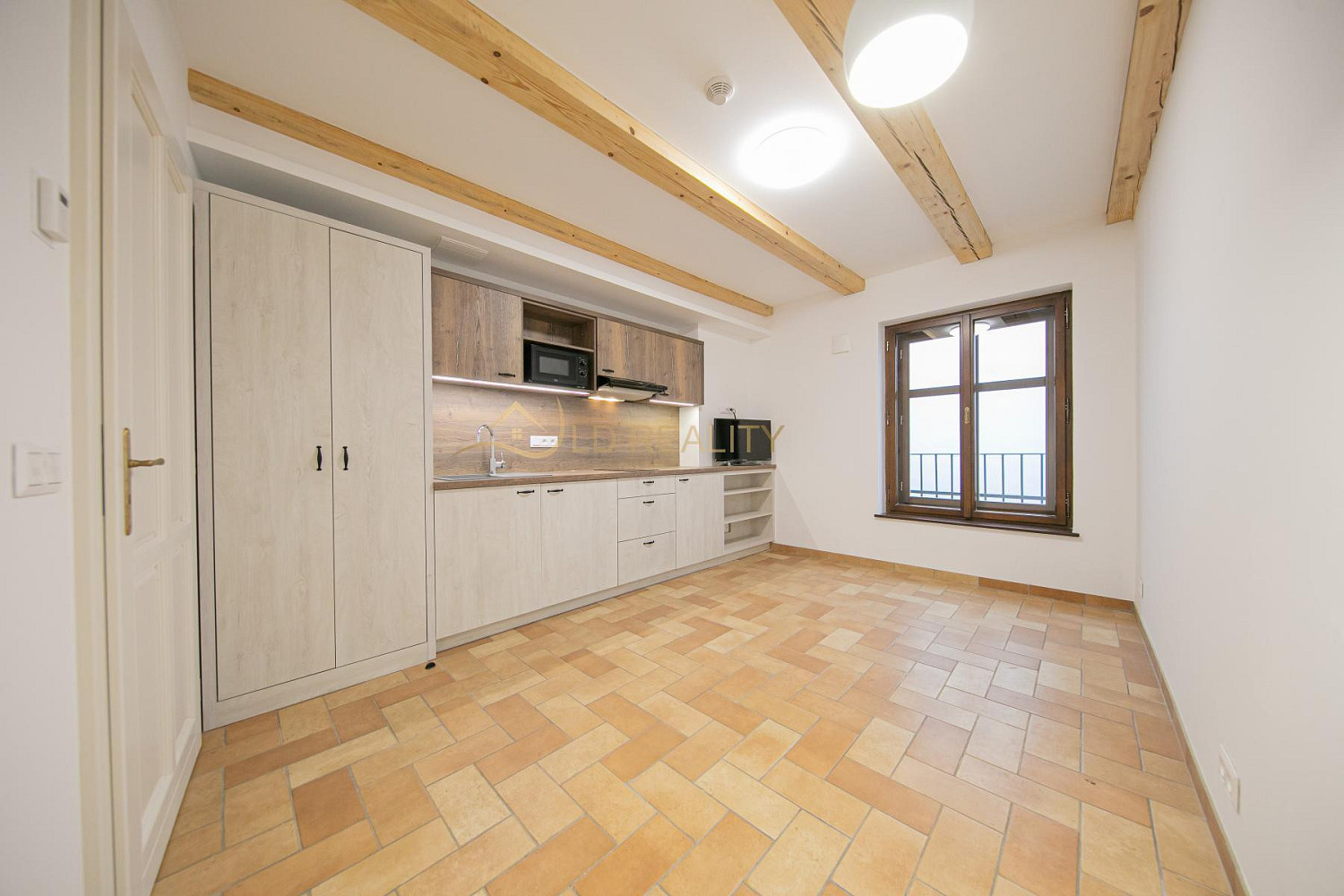 Pronájem bytu 1+kk 23 m² — photo 4