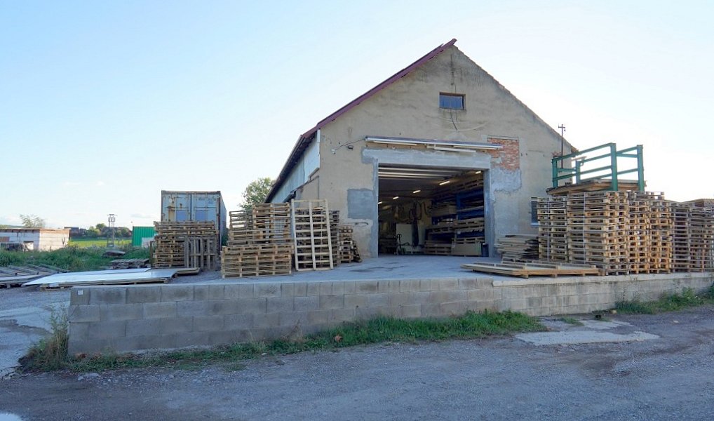 Prodej výrobních prostor 850 m², Psáry – náhled fotky 3