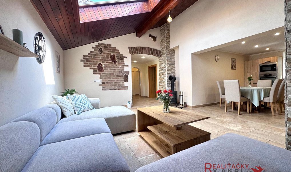 Prodej domu 152 m² s pozemkem 223 m², Zaječí – náhled fotky 4