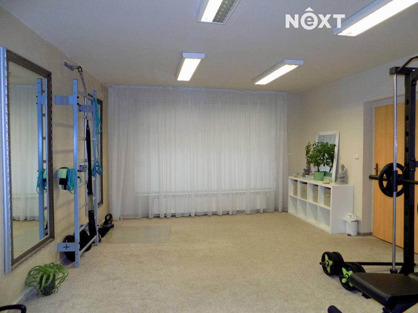 Pronájem obchodních prostor 40 m² — photo 3