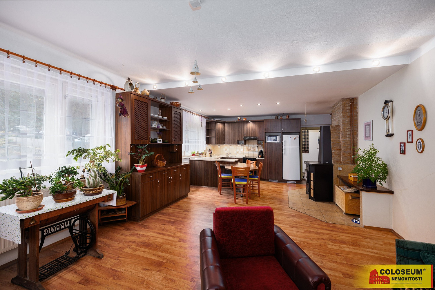 Prodej domu 175 m² s pozemkem 5 297 m²