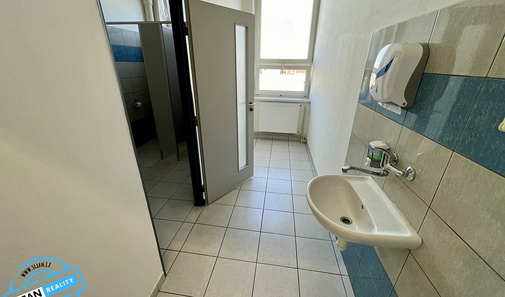 Pronájem kanceláře 38 m², Opava – náhled fotky 5