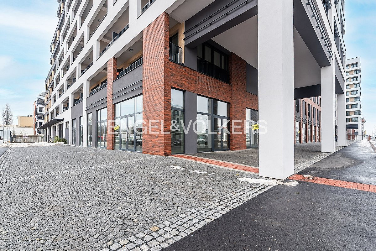 Komerční prostor, 187 m²