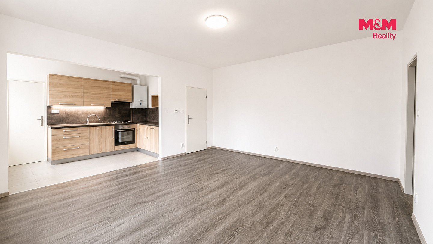 Pronájem bytu 2+kk 53 m² — photo 2