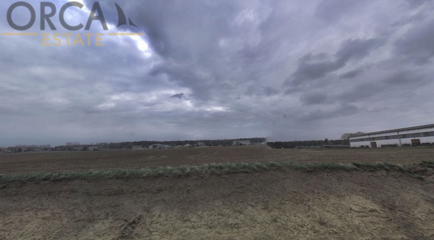 Prodej komerčního pozemku 142 m² – fotografie 3