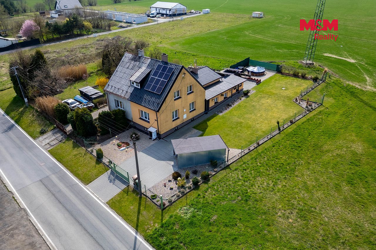 Prodej domu 220 m² s pozemkem 810 m² – fotografie 3