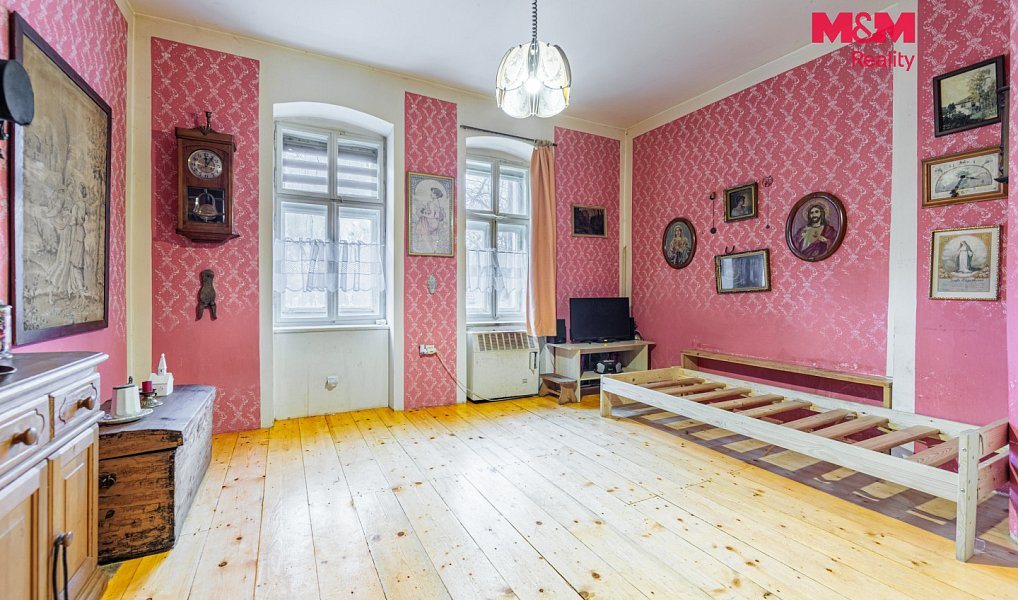 Prodej bytu 2+1 42 m², Dalovice – náhled fotky 4