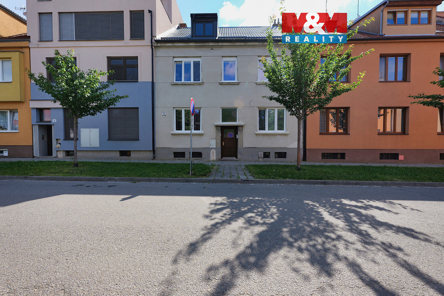 Prodej domu 180 m² s pozemkem 426 m²