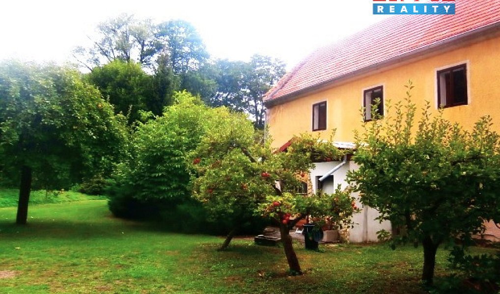 Prodej pole 107 344 m², Blatno – náhled fotky 3
